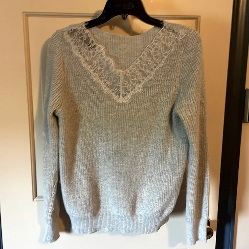 Sweater! - Picture 1 of 2
